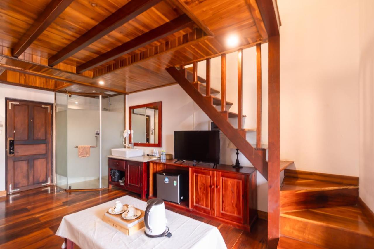 Wisdom Mystery Hotel Luang Prabang Exterior photo